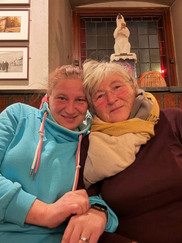 63e12a71-7e22-4006-874d-6b6bf57ac67f