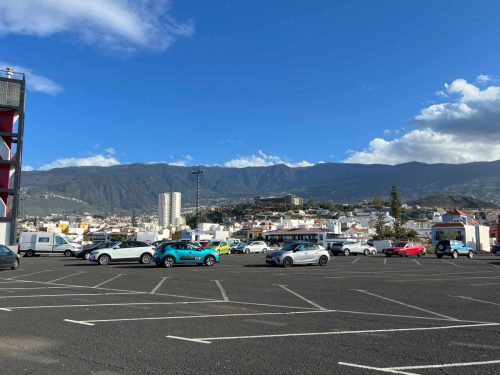 Teneriffa - Puerto de la Cruz - großer Parkplatz am La Bajita