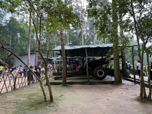 vietnam 6.11. Saigon - Tunnel